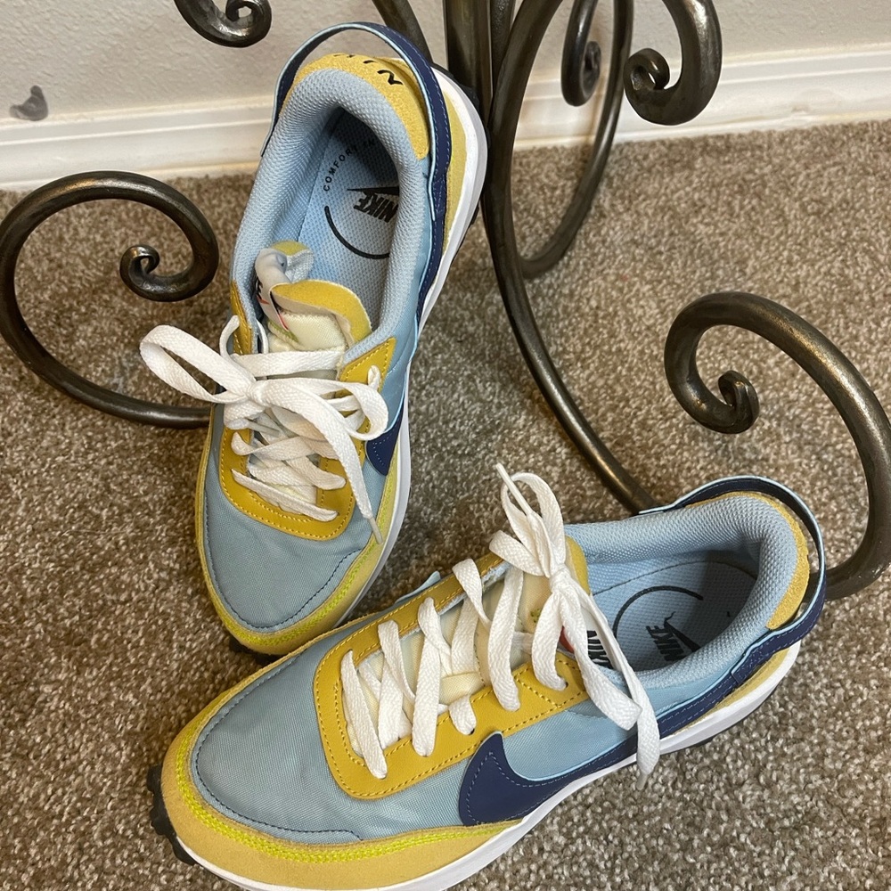 Nike Waffle Debut Men’s sneakers - Picture 2 of 8